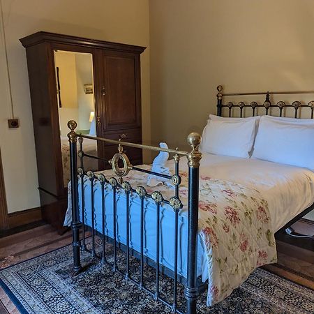 Tullymurry House Ньюрі Екстер'єр фото