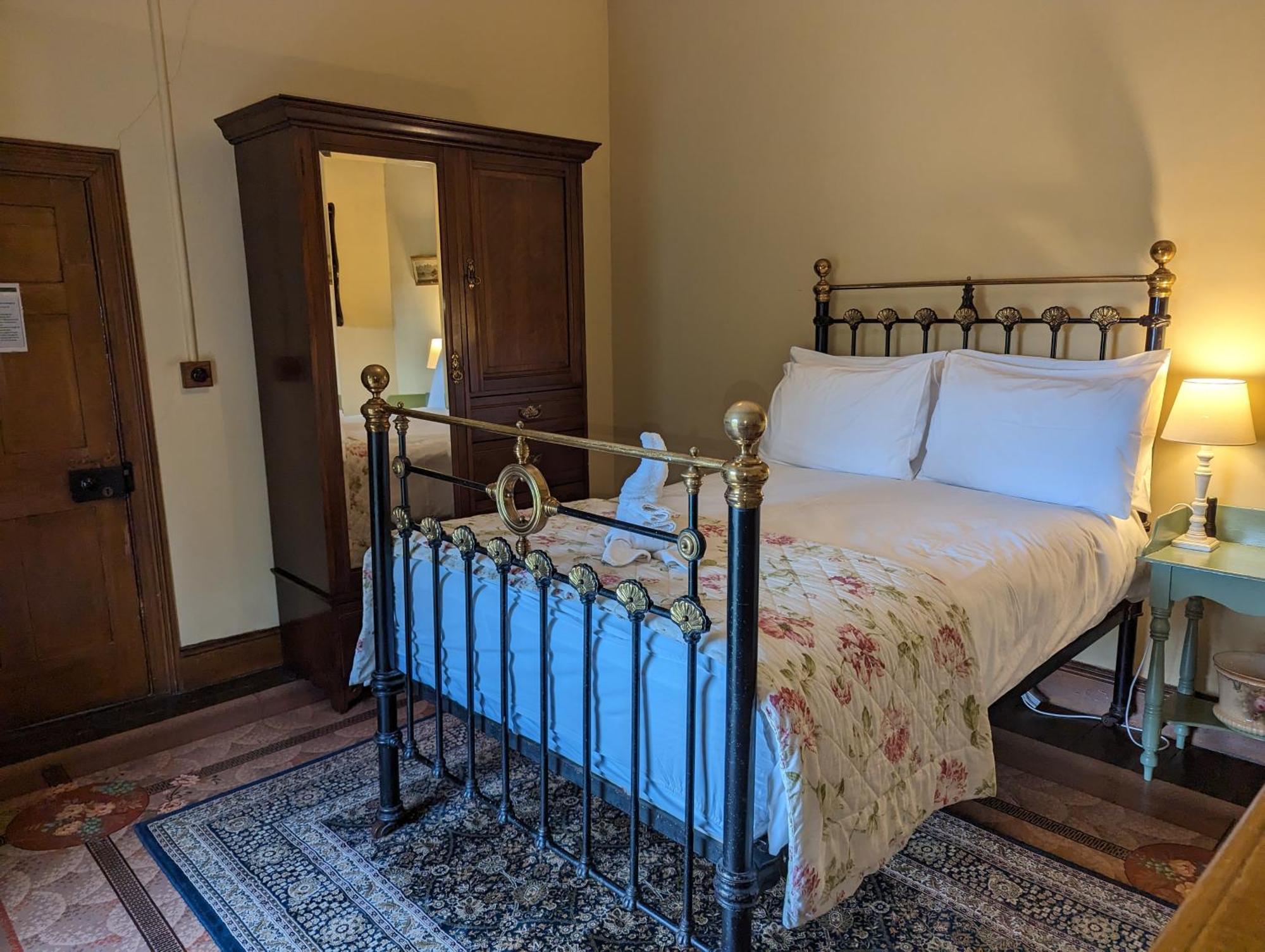 Tullymurry House Ньюрі Екстер'єр фото